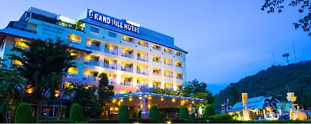 Grand Hill Resort And Spa Накхонсаван Экстерьер фото